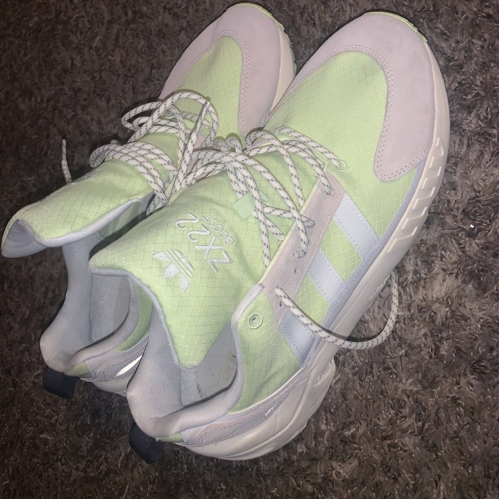 Mens Adidas SIZE 12